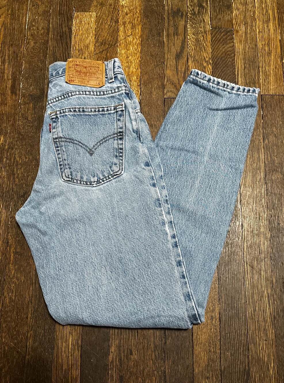 Vintage Y2K Levi's 550 Relaxed Fit Tapered Leg Denim Mom Jeans 9 Junior Long